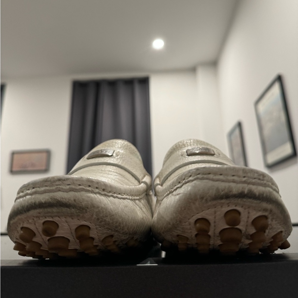 Gucci Leather Driving Shoes in White - Men’s (8.5) - Picture 13 of 13